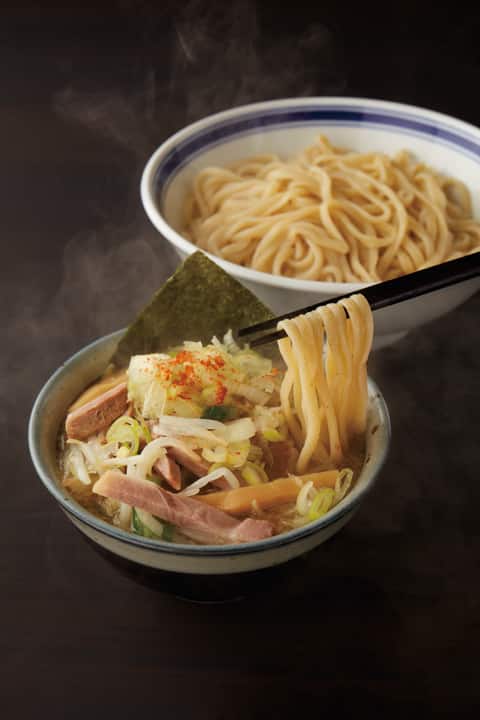 フードコートの接客・調理スタッフ/つけ麺